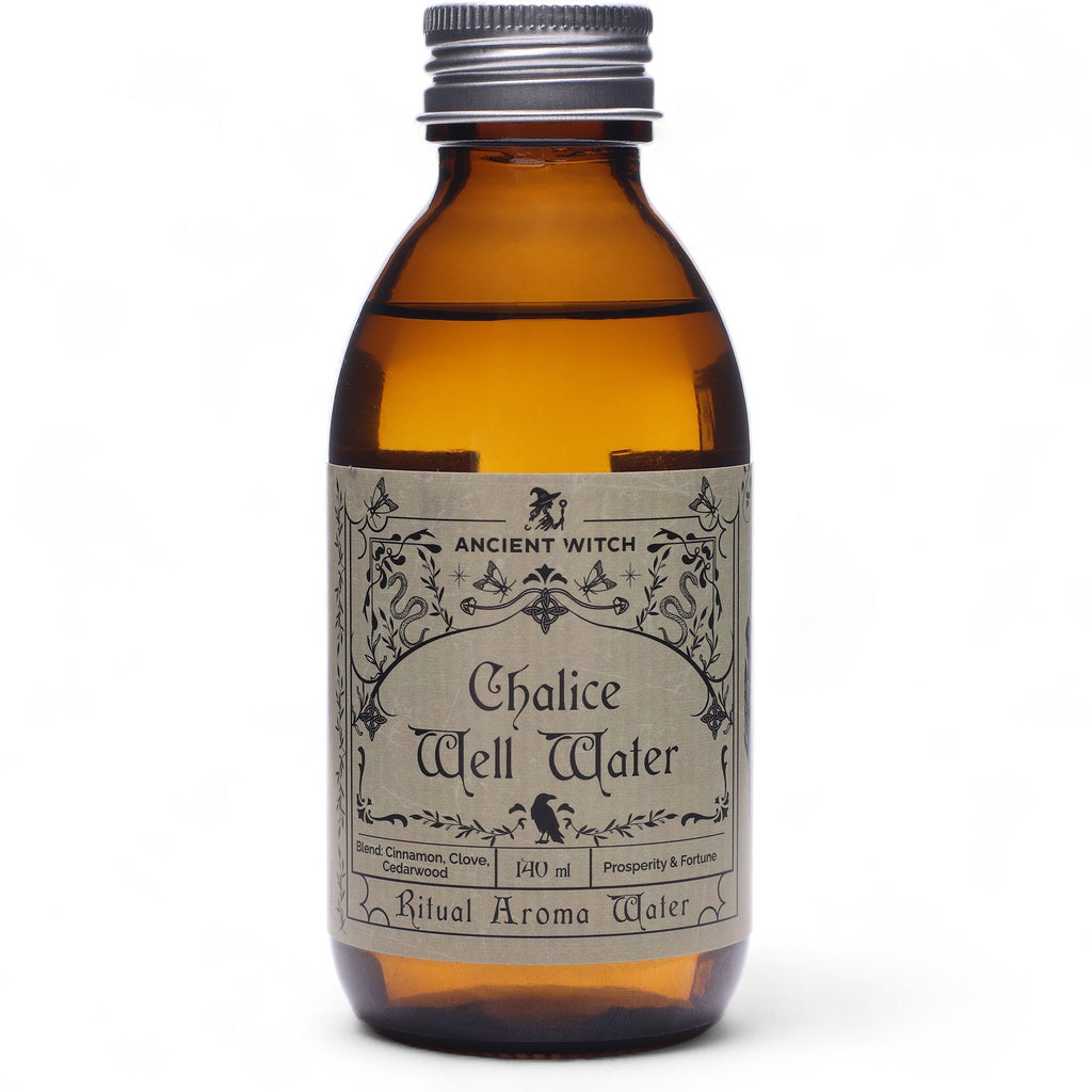 Eau Rituelle De Sorcière Ancienne