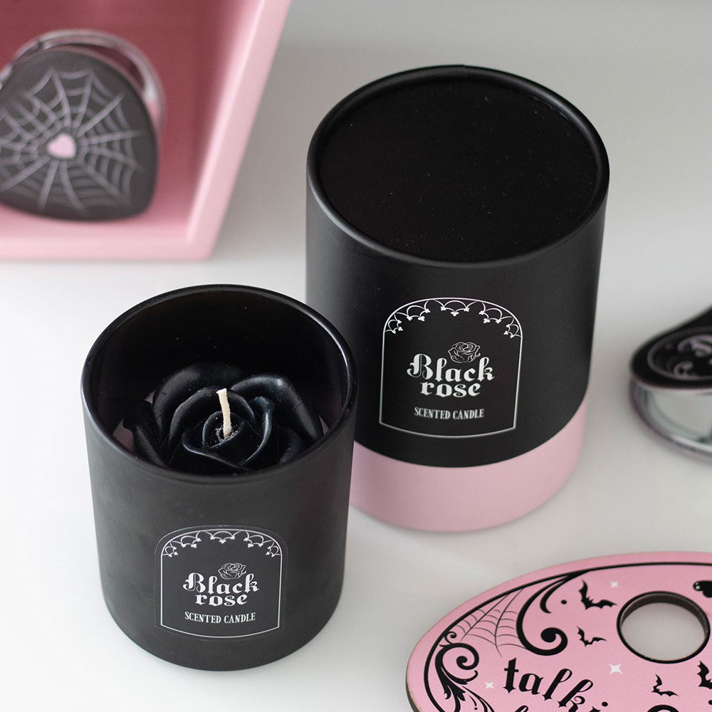 Bougie de rose noire avec des roses 3D