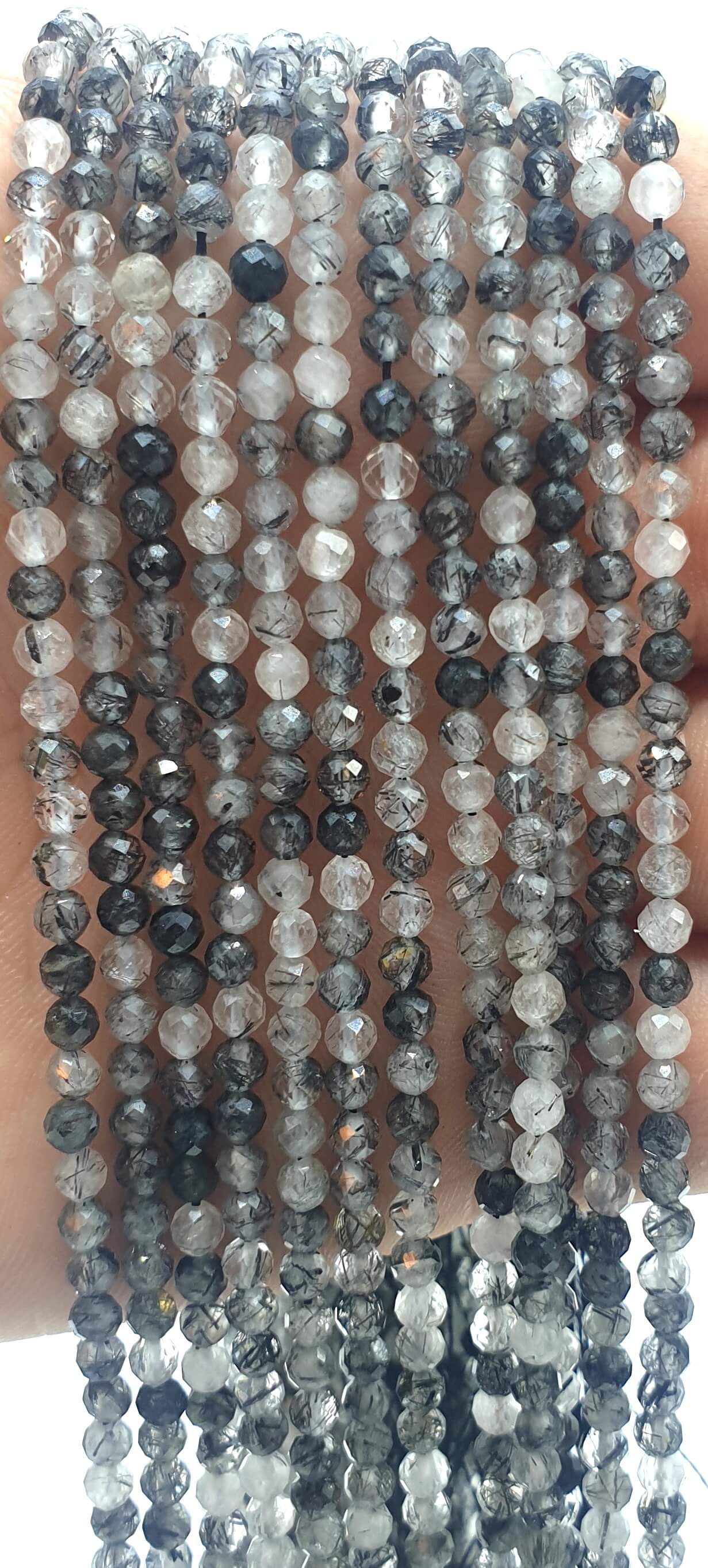 Perles facettées Quartz Tourmaline 3mm ( lot de 10 )