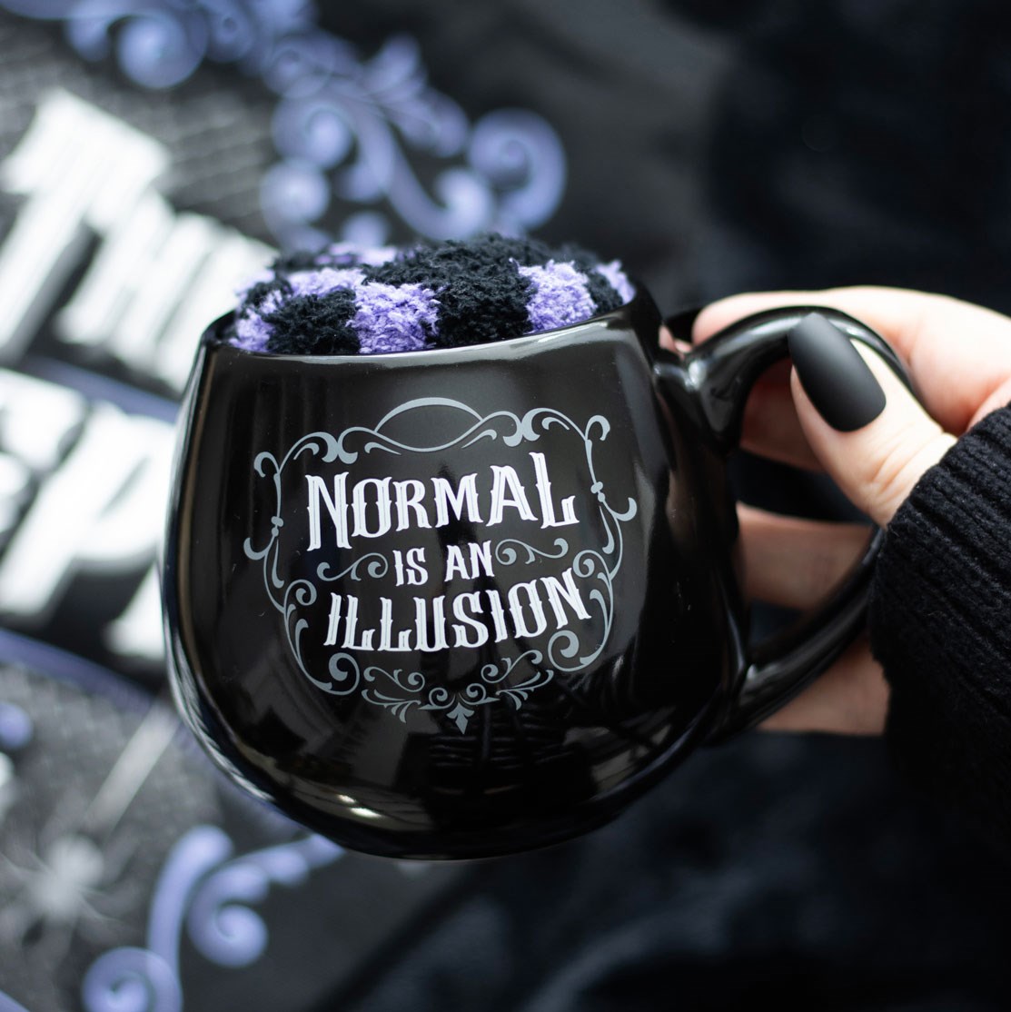 Normal est un ensemble de tasses et chaussettes Illusion Gothic