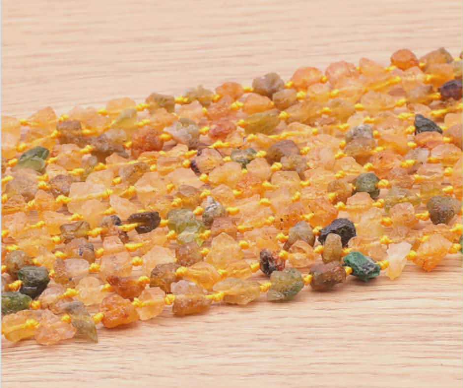 PERLES PIERRES BRUTES 06 X 08MM TOURMALINE JAUNE AA ( lot de 10 )