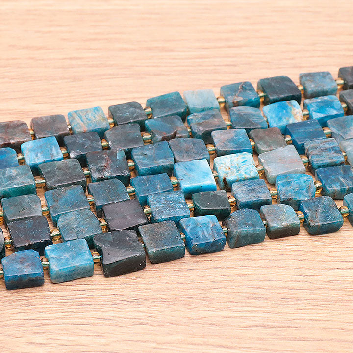 PERLES CARRÉES 10MM APATITE BLEUE A ( lot de 10 )