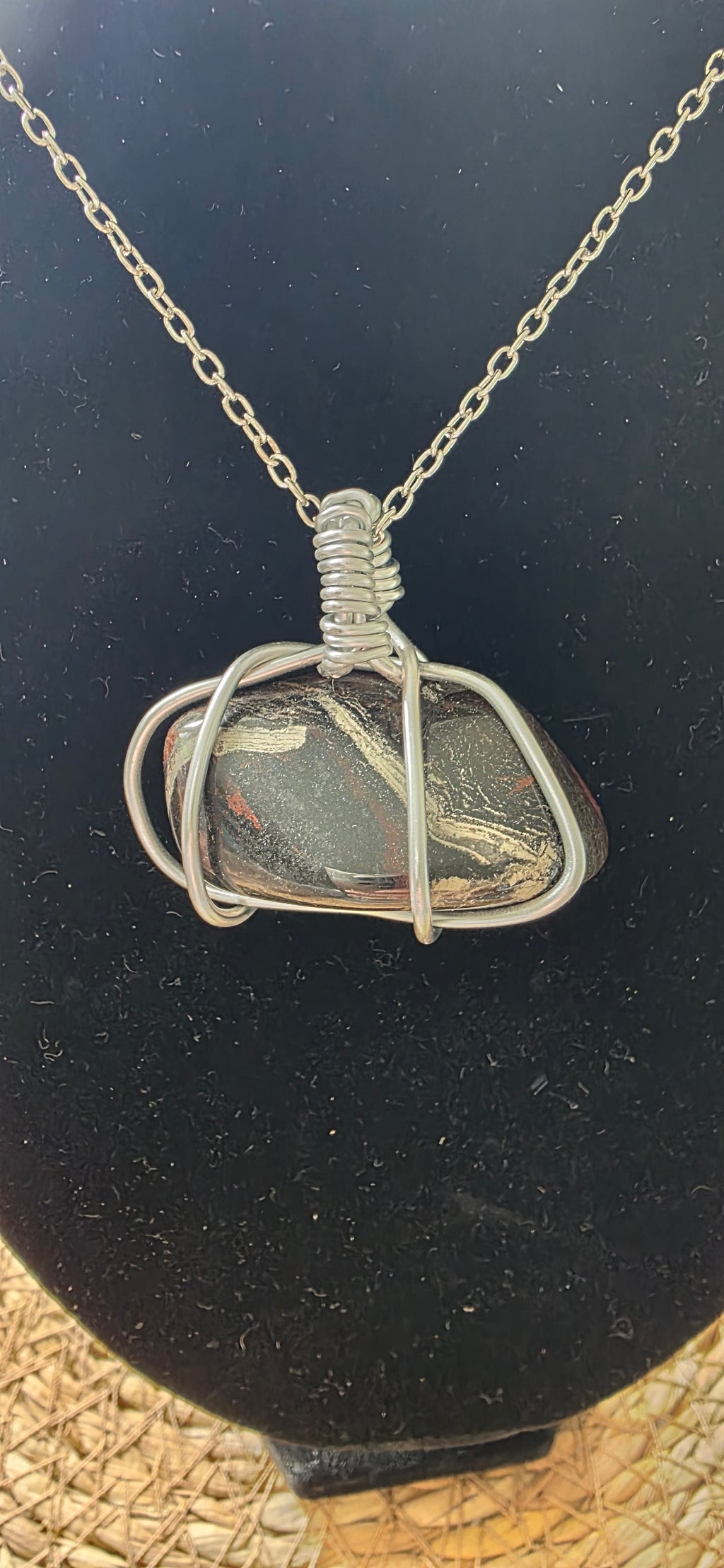 Collier artisanal « Œil du Guerrier »