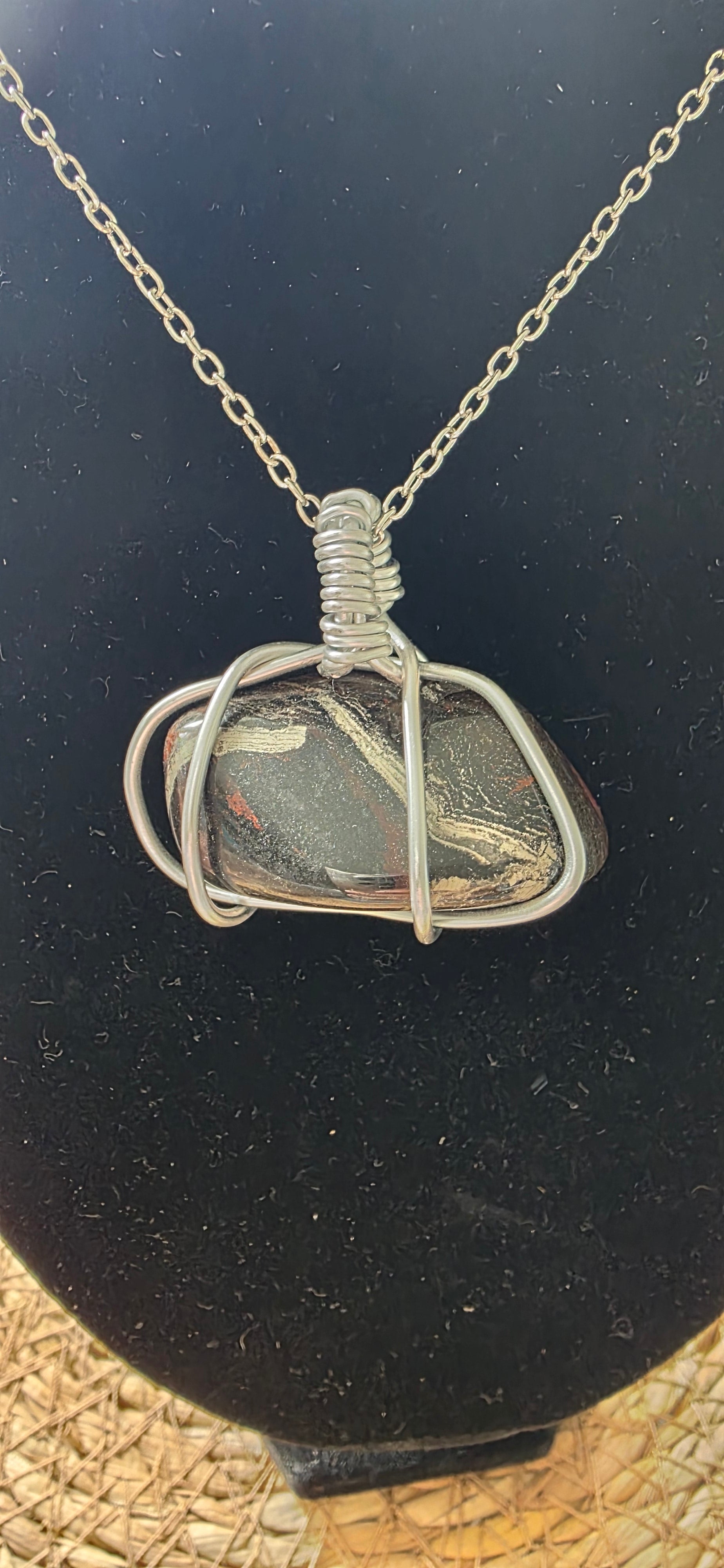 Collier artisanal « Œil du Guerrier »