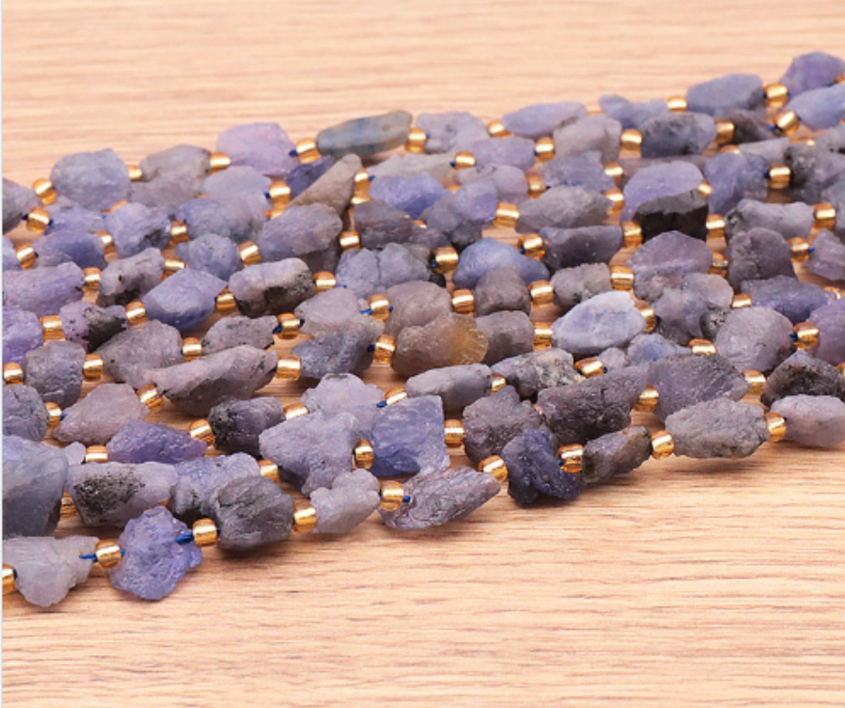 PERLES PIERRES BRUTES 06 X 13MM TANZANITE A ( lot de 10 )